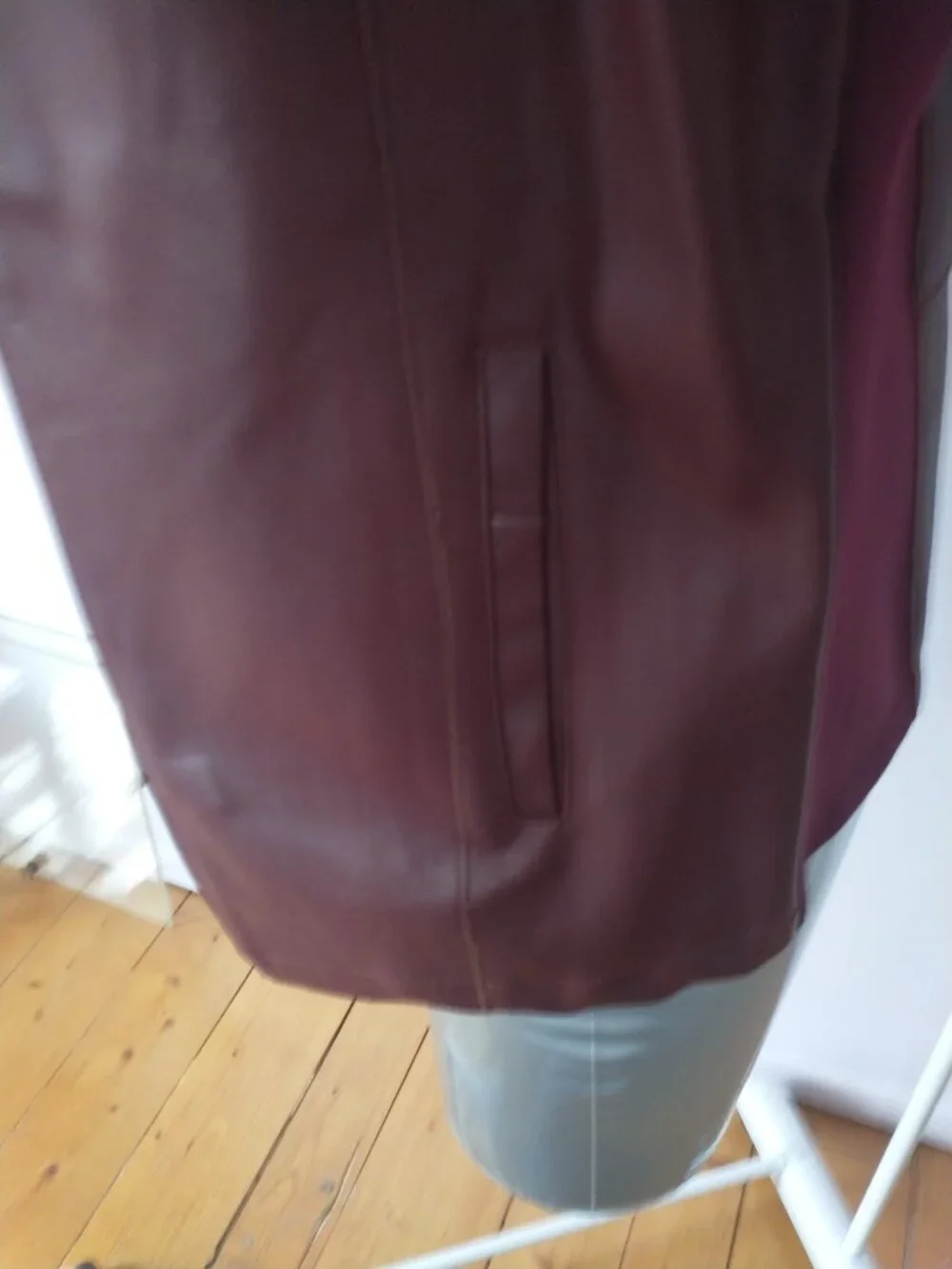jacket - Picture 4 of 9